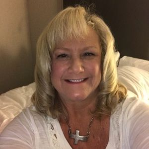 Meet your Posher, Pam